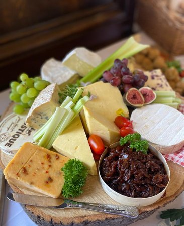 Nice selection of cheeses to go with our Buffets